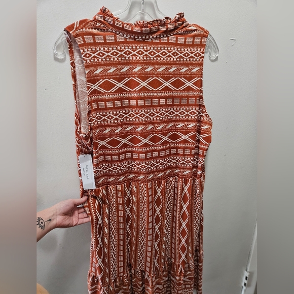 Robbie Bee Sleeveless Split Neck Puff Print Dress - Picture 8 of 9